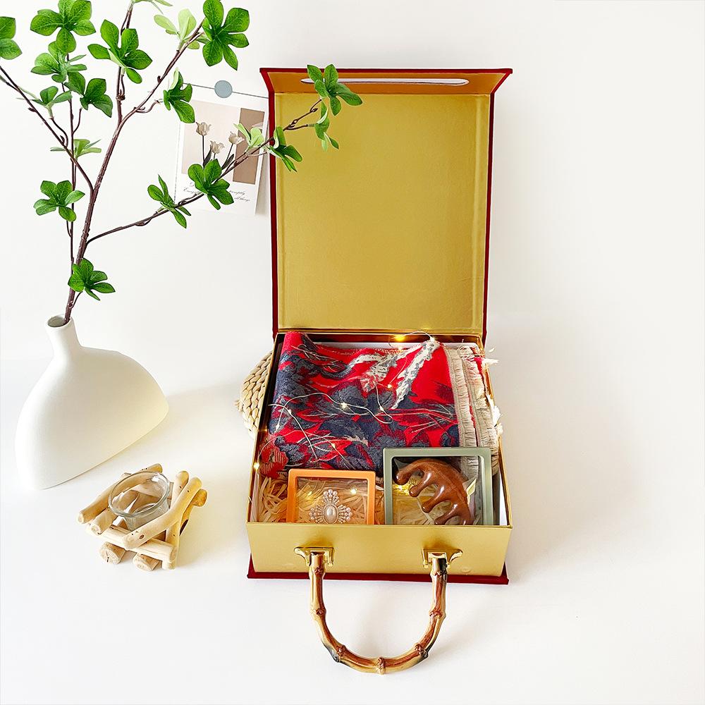 New red peony flower imitation cashmere scarf women's short fringed gold shawl gift box cover for elderly mothers