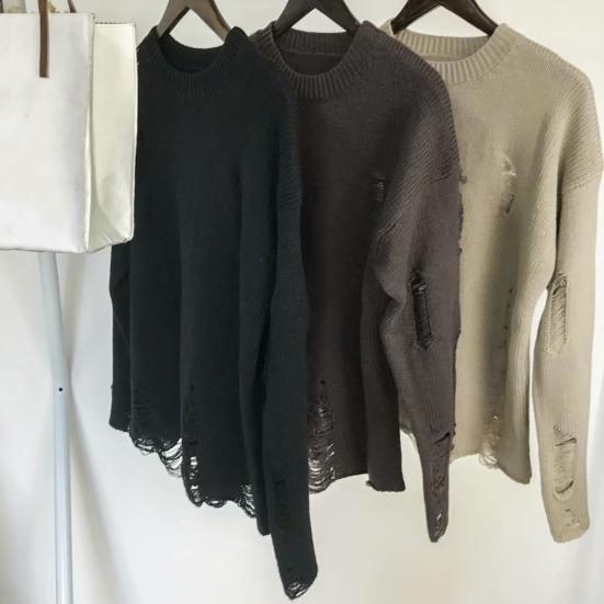 Men Sweater Solid Color Ripped O Neck Oversized Couple Sweater for Daily Wear