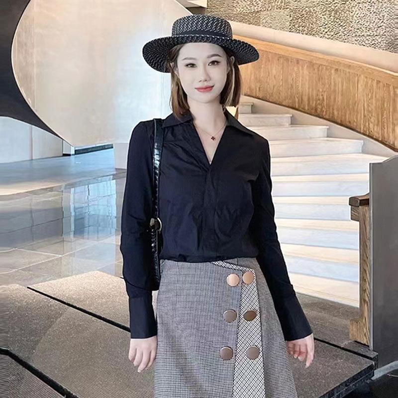 [Shopping mall] 1116 early spring new temperament commuter shirt versatile and thin V-neck long-sleeved shirt 1111818
