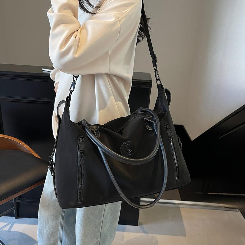 Fashionable Casual Wet and Dry Sports Fitness Yoga Bag for Going Out Large Capacity Set for Trolley Commuting Luggage Storage Bag