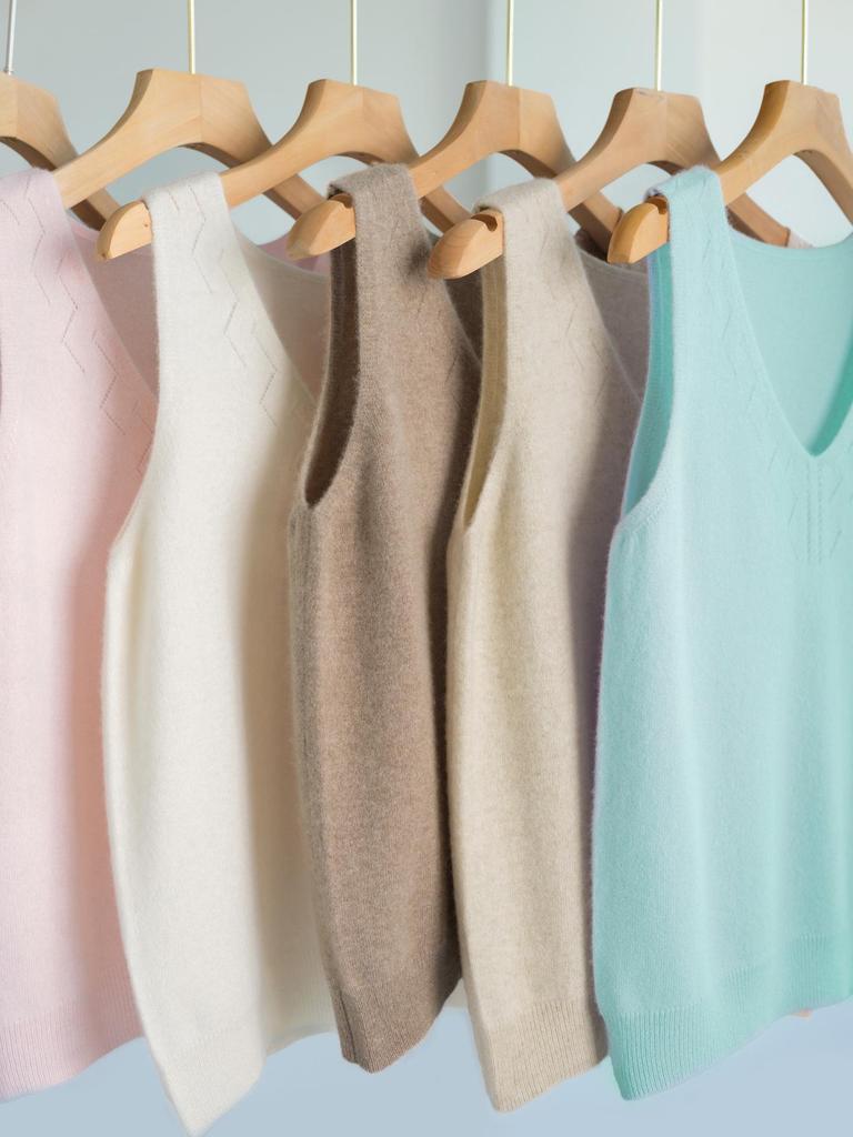 Women's Stylish Hollow-Out Knit Camisole: Chic, Loose, Sleeveless Top for Layering or Outerwear