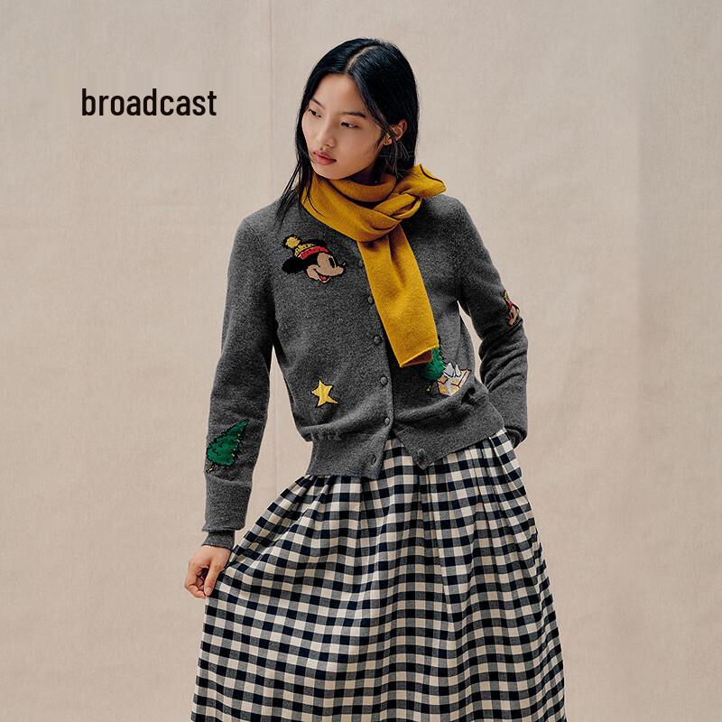 

Women s Playful Wool Blend Knitted Cardigan L