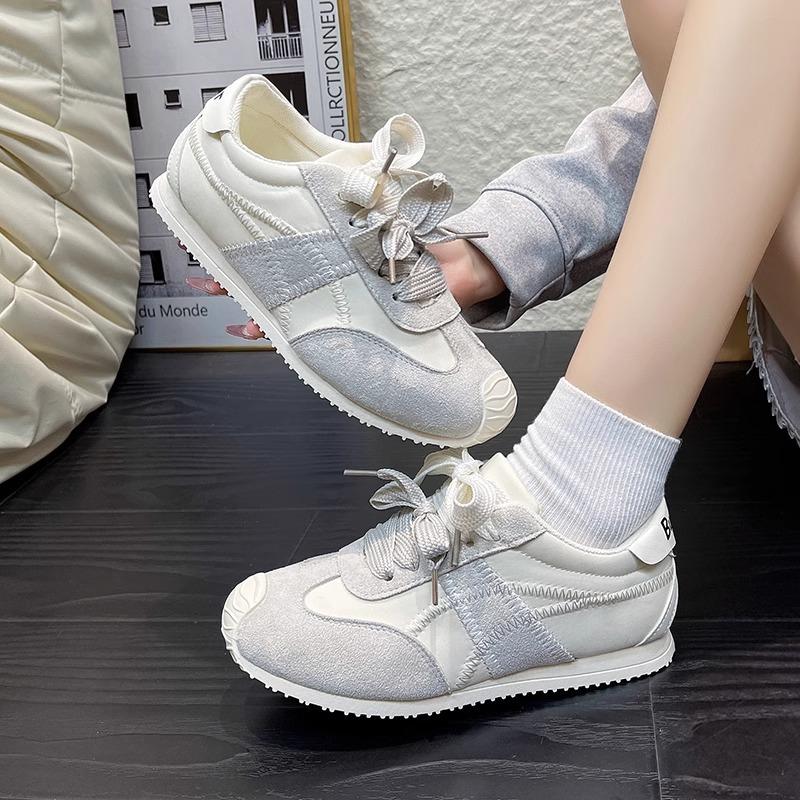 

Women s spring versatile flat-bottomed breathable casual board shoes 40