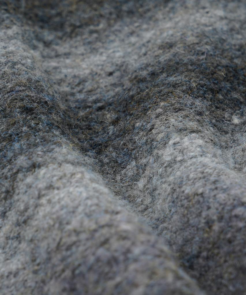 FRIZMWORKS Gradation Boucle Knit _ Gray