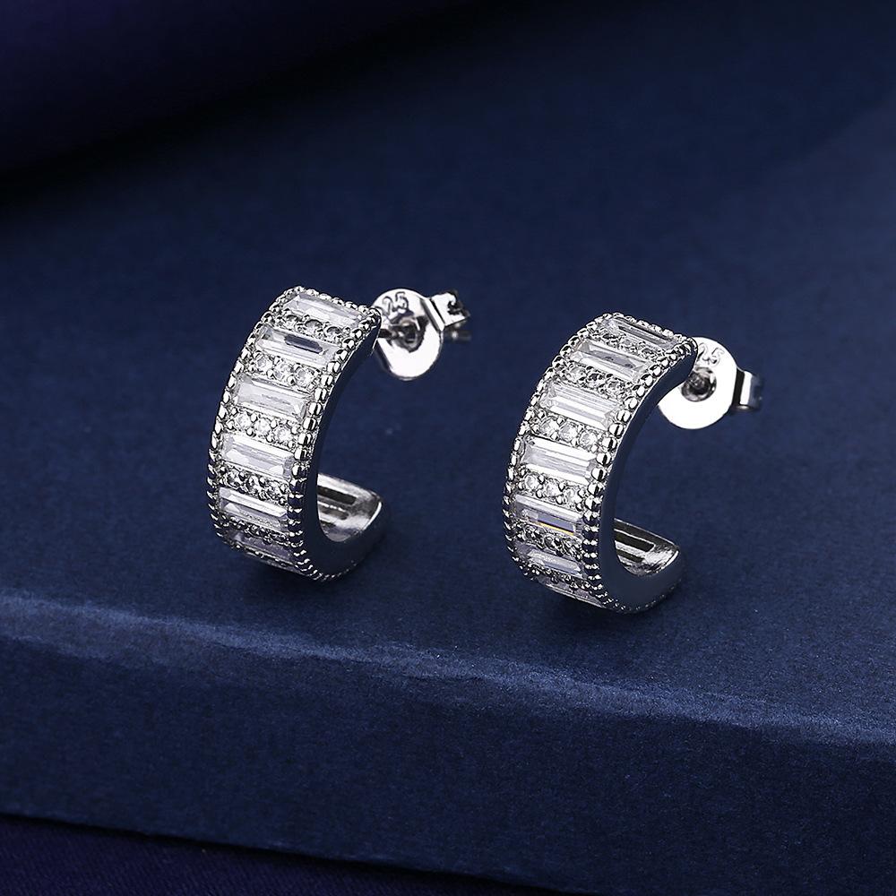 925 Sterling Silver Jewelry Women Fashion Cute Tiny Clear Crystal CZ Stud Earrings Gift for Girls Teens Lady E001
