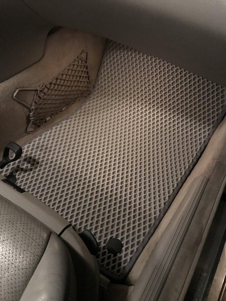 Covorașe EVA (gri) pentru Mercedes Clasa E W211 2002-2009