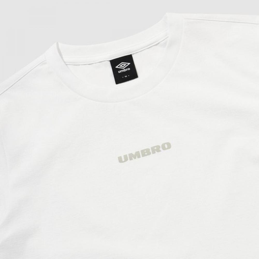 Umbro FreSh Women S LeTTering Crop ShorT Sleeve T ShirT ur122SrS11 whT