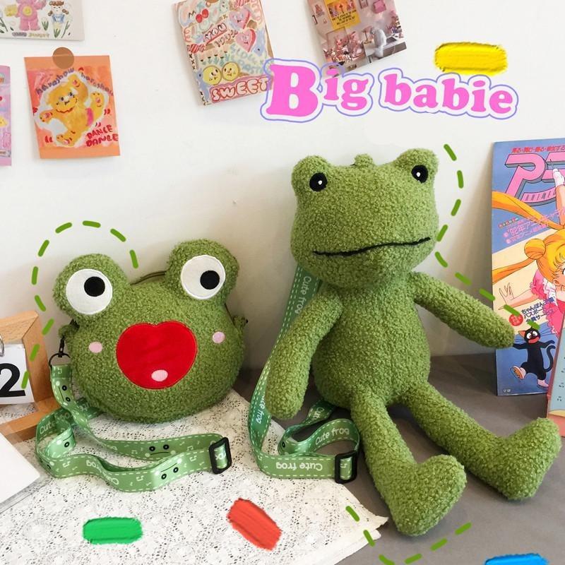 

Уродливый и забавный плюшевый рюкзак с лягушкой, маленькая сумка для девочек, женская сумка-мессенджер с мультяшной лягушкой, плюшевая кукла, студенческая милая сумка на плечо для девочек