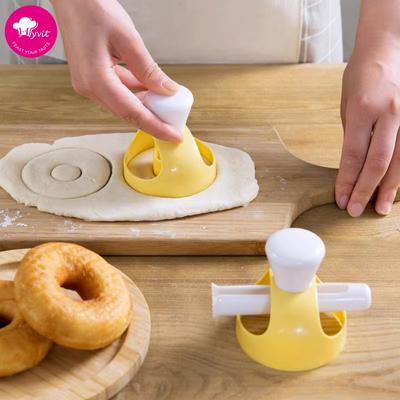 Donut Cake Mold with Pliers Diy Donut Cutter Cookie Stamp Mold Dessert Cutter Donut Maker Kitchen Baking Tool