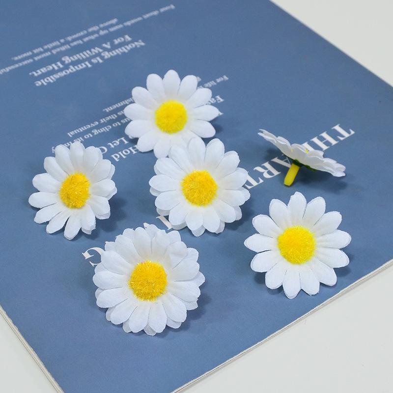 Silk Daisy Chrysanthemum Flowers 4cm for Children's Day Dance Wreath, Wristband, Flower Box, and DIY Arrangement.