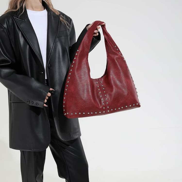 Rivet tote bag women's large capacity commuter shoulder bag