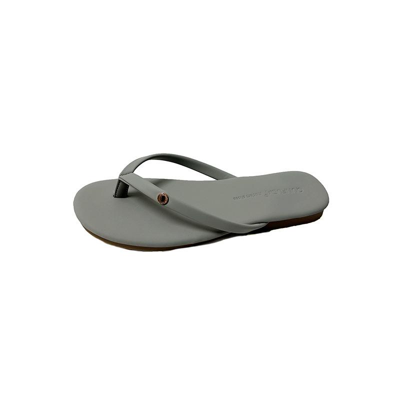 Internet celebrity super fire flat bottom flip-flop slippers women's summer wear 2025 new high-end non-slip cool slippers