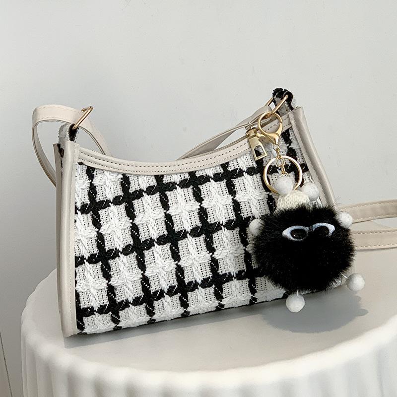 Fashion Plaid Women's Bag 2025 Winter New Simple Temperament Single Shoulder Small Square Bag New Fashion Underarm Bag Women
