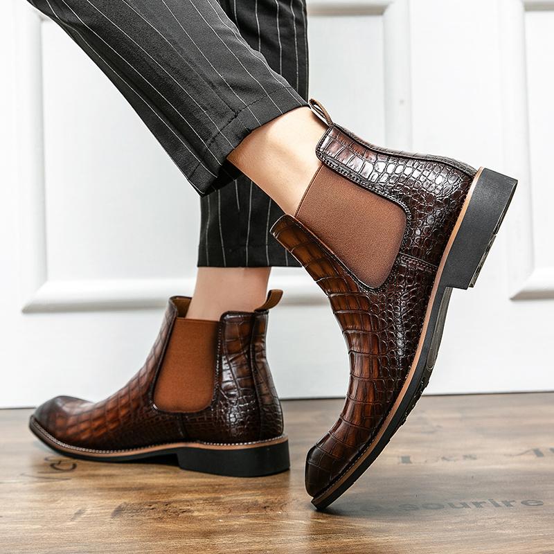 Classic Black Chelsea Men Boots Fashion High Quality Mens Dress Shoes Comfortable Pointed Leather Boots For Men sapato social