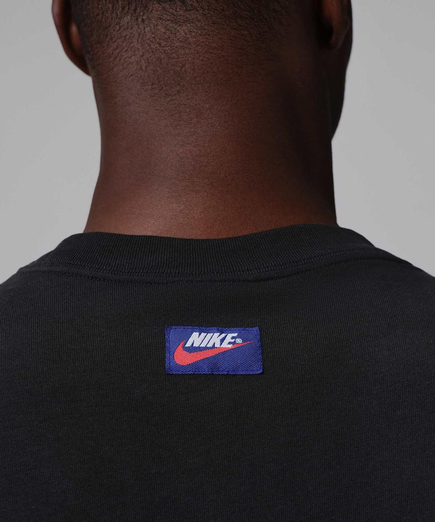 NIKE Jordan Flight Essentials Pocket T-Shirt M - Black: University Red / Io2084-010