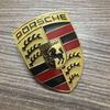 Samochód 3D Metalowa Naklejka Godło Odznaka Nadwozia Naklejki Akcesoria Do Cayenne Panamera Macan 911 718 Boxster Taycan Cayman Pajun