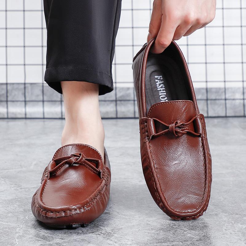 Fashion 2025 Mens Shoes Leather Fashion Walking Loafers Comfy Man Drive Flats Classic Style Men's Bean Shoes Moccasins Male Footwear