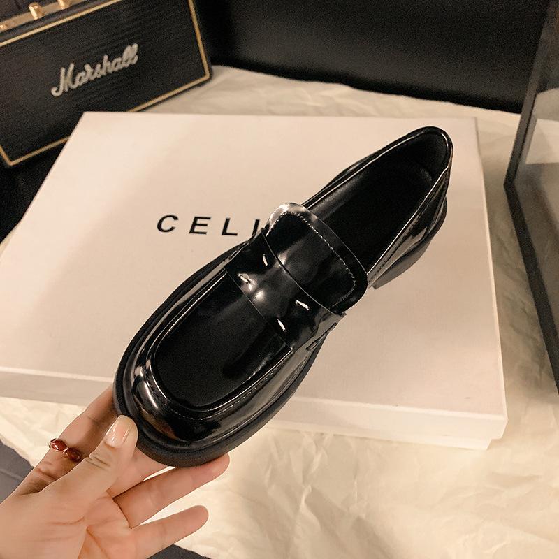 

Лоферы на платформе женские 2024 новые универсальные кожаные туфли увеличивают рост и выглядят стройнее jk shoes британский стиль маленькие кожаные туфли женские 40 чёрный