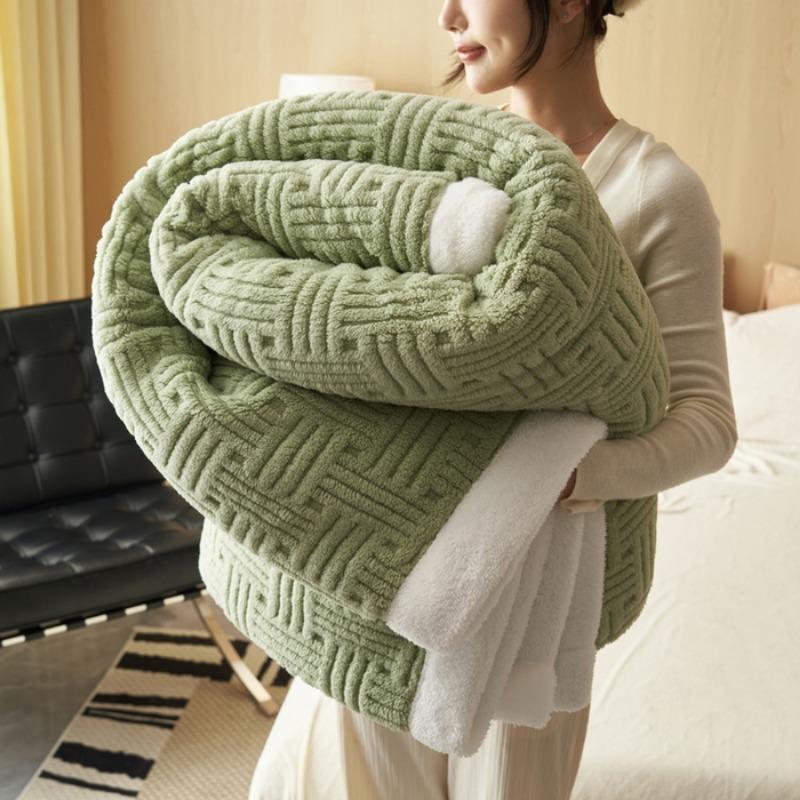 

2025 new double-layer jacquard lint thickened air conditioner blanket, lamb lint nap blanket, milk lint sofa shawl blanket 100x150cm 1pcs трава зеленый