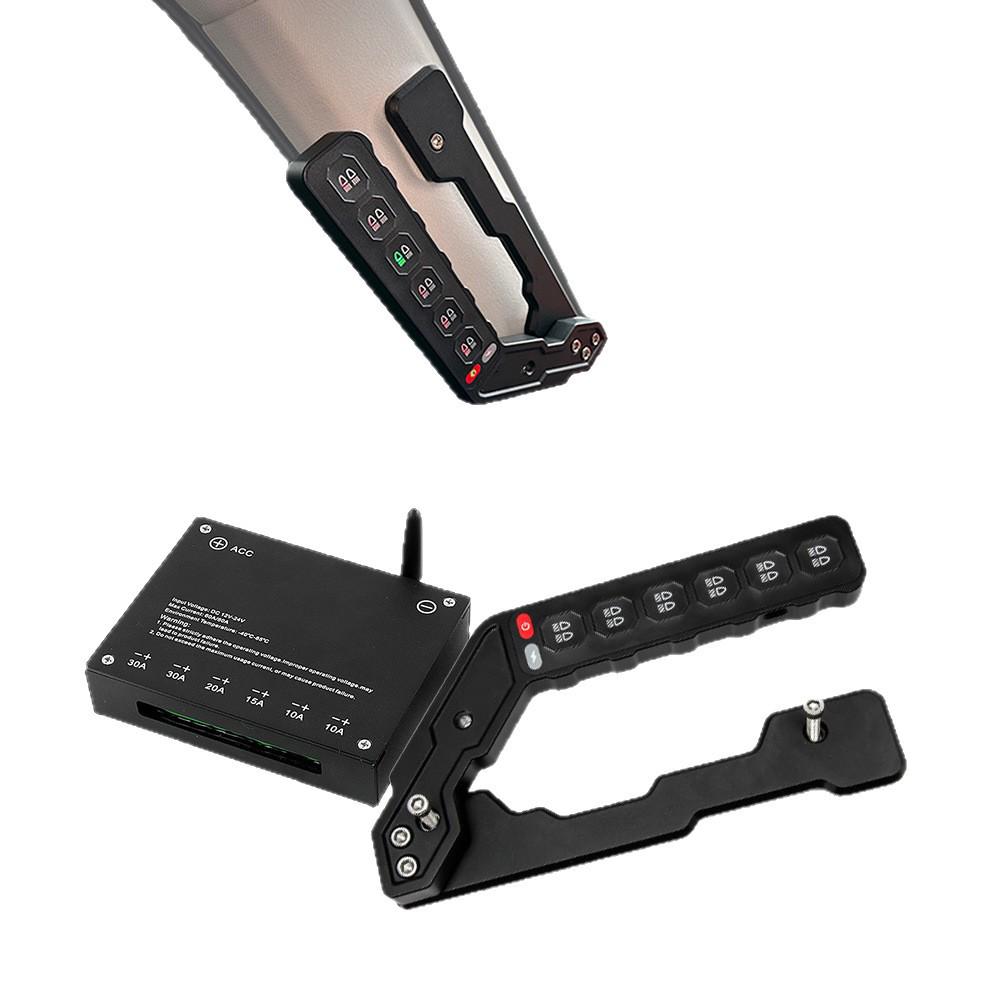 Tank 300 Off-Road Mod: A-Pillar Grab Handle with High-Power LED Spotlight, Wireless Strobe, and Remote Control.