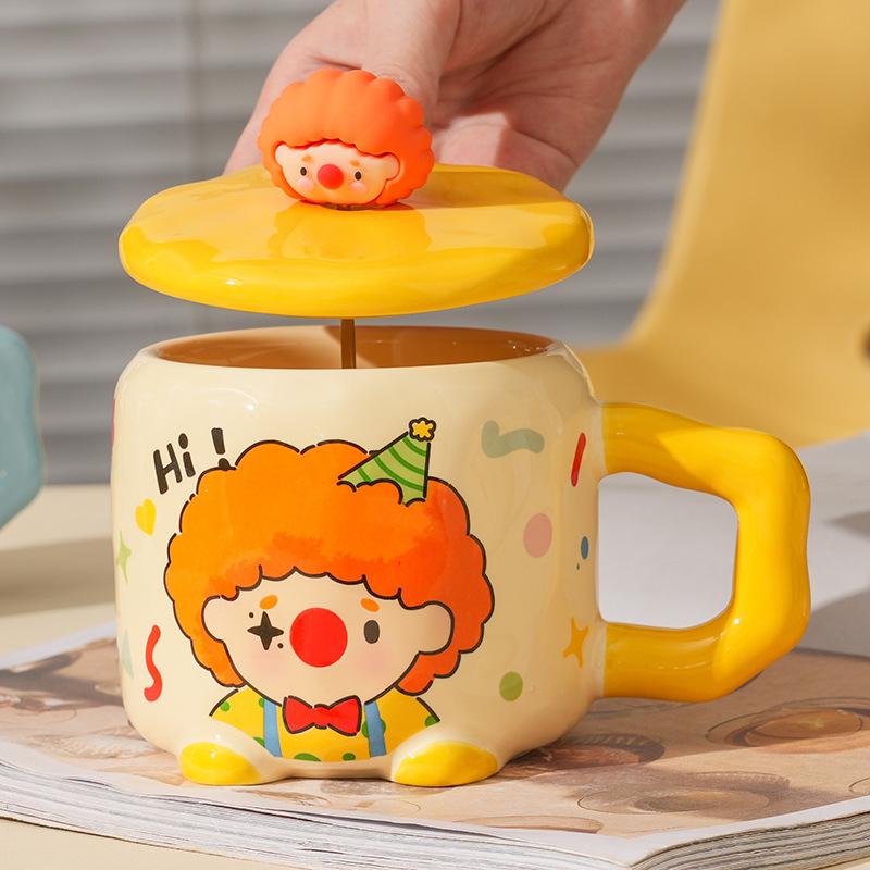 High value, cute and super good-looking clown cup, girls' household drinking cup, milk cup, ceramic mug with lid spoon.