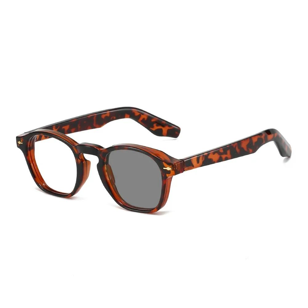 

New Fashionable Square Frame Photochromic Women S Reading Glasses Outdoor Neutral High Quality Anti Blue Light Glasses 0