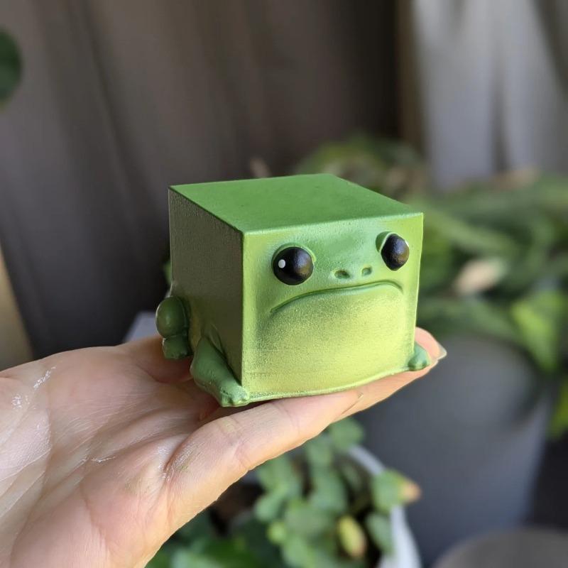 Frog resin ornaments ugly and cute platform desktop home decoration creative small ornaments funny handicrafts
