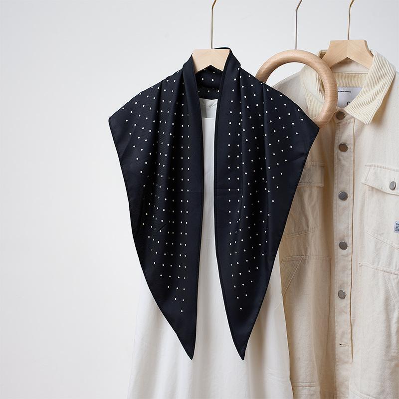 Summer Atmosphere Wearing Headscarf Twill Silk Simulation Silk Cool Diagonal Scarf Cashew Print Women's Triangle Silk Scarf