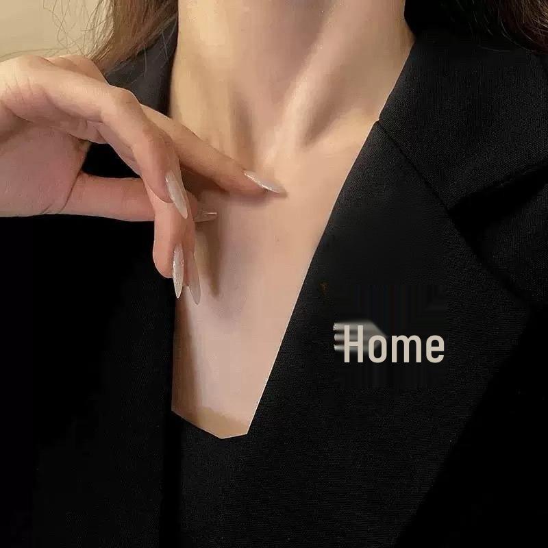 Luxury Minimalist Butterfly Pearl Brooch - Versatile Alloy Pin & Corsage Accessory