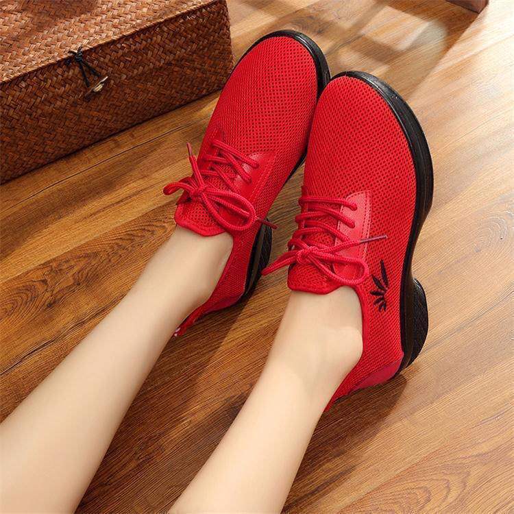 

Spring and Autumn breathable mesh dance sneakers heightening square dance dance shoes non-slip soft-soled work shoes 42