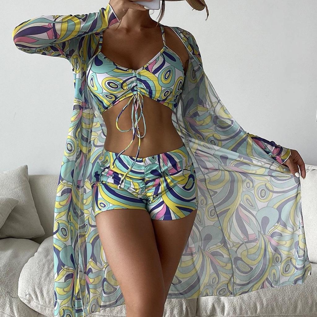Trendy Floral Three-Piece Women's Bikini Set for Beach Vacation