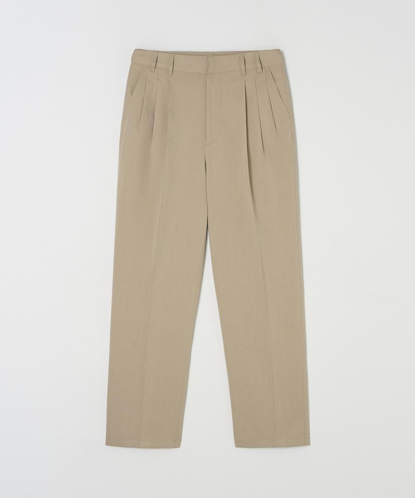 TRADCLUB Curved Cut Three-Pleat Setup Slacks Beige