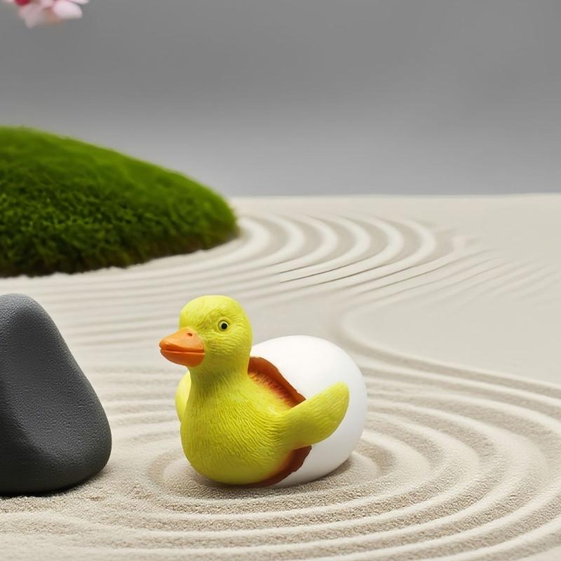 Simulation Resin Duck Statue Figurine with Hatching Design For Decorating Living Room Patios And Garden Landscape