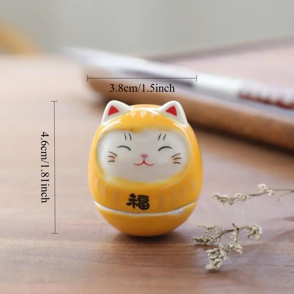 Artesanía Daruma de Cerámica Japonesa Gato de la Suerte de Dibujos Animados Adorno de la Fortuna Decoración de Paisaje para el Hogar Accesorios Regalos Decoración de Sala de Estar
