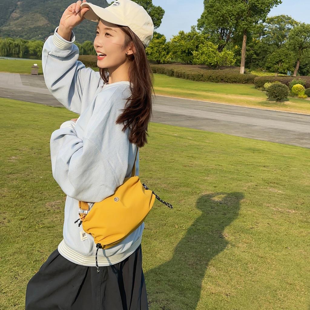 Sporty Travel Crossbody Bag, Single-shoulder Bag, Versatile, Casual and Fashionable, Mobile Phone, Dumpling Bag
