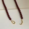 Collana di Agata Rosso Scuro con Perle 8mm/10mm Filo di Pietra Naturale Doppia Chiusura a Moschettone Catena per Maglione Girocollo da Donna