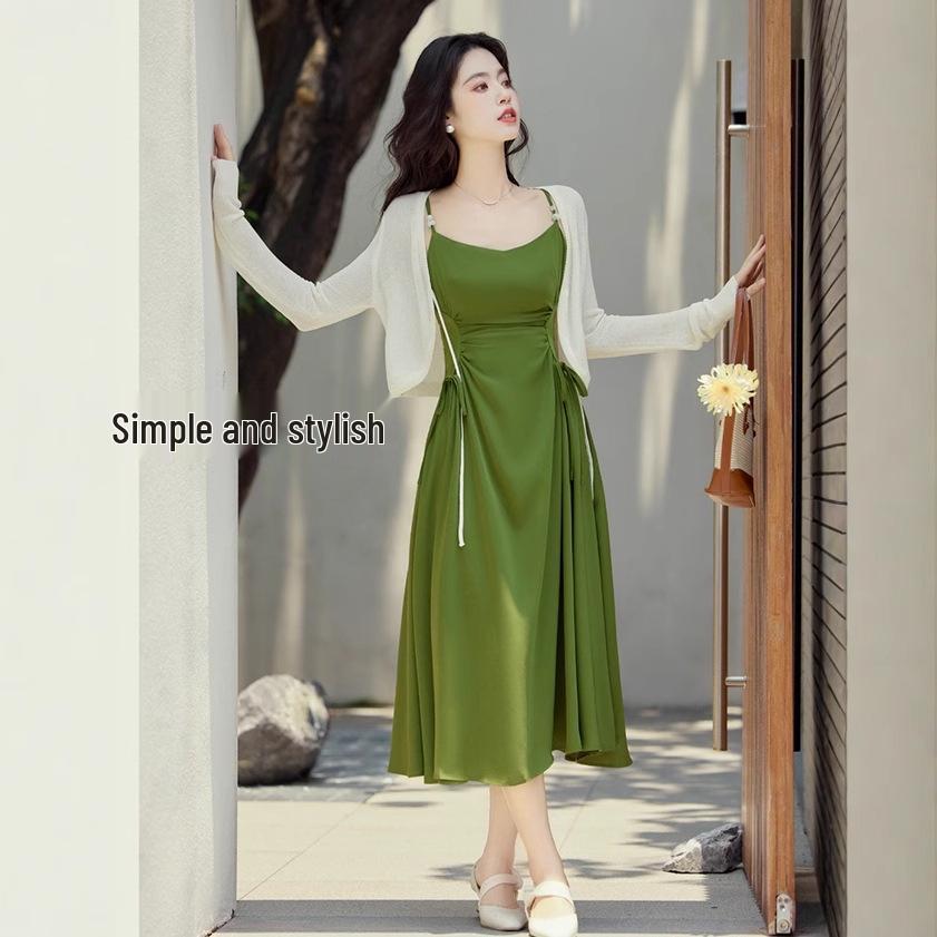 

Elegant Green Waist-Slimming French Vacation Suspender Dress Set S