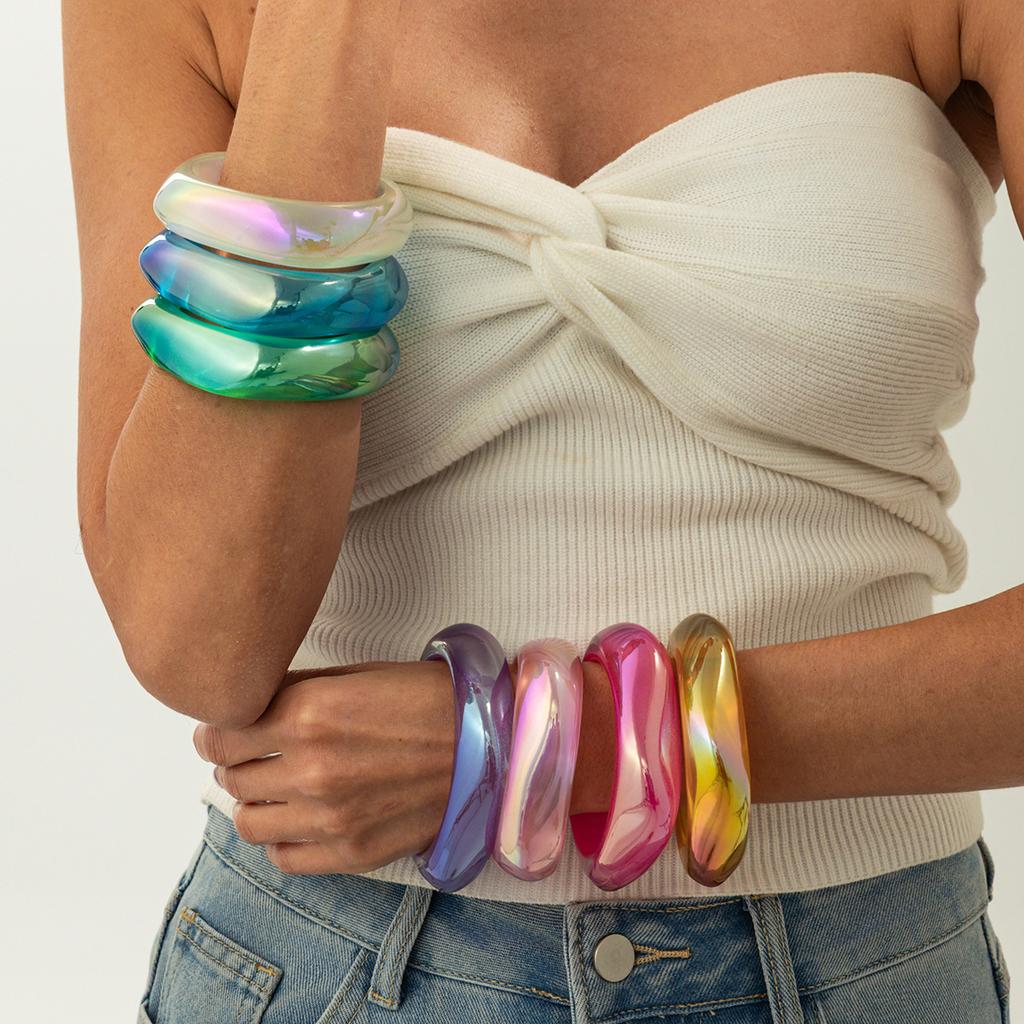 Fashionable Punk Summer Beach Colorful Resin Sparkling Irregular Bracelet for Women's Daily Wear and Parties Bangles for Women