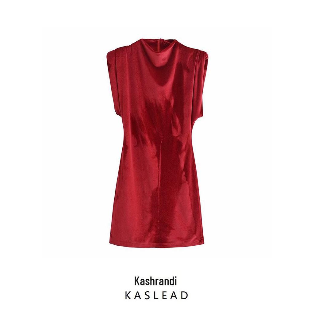 2024 Winter Women's European & American Fashion Velvet Dress with Shoulder Pads