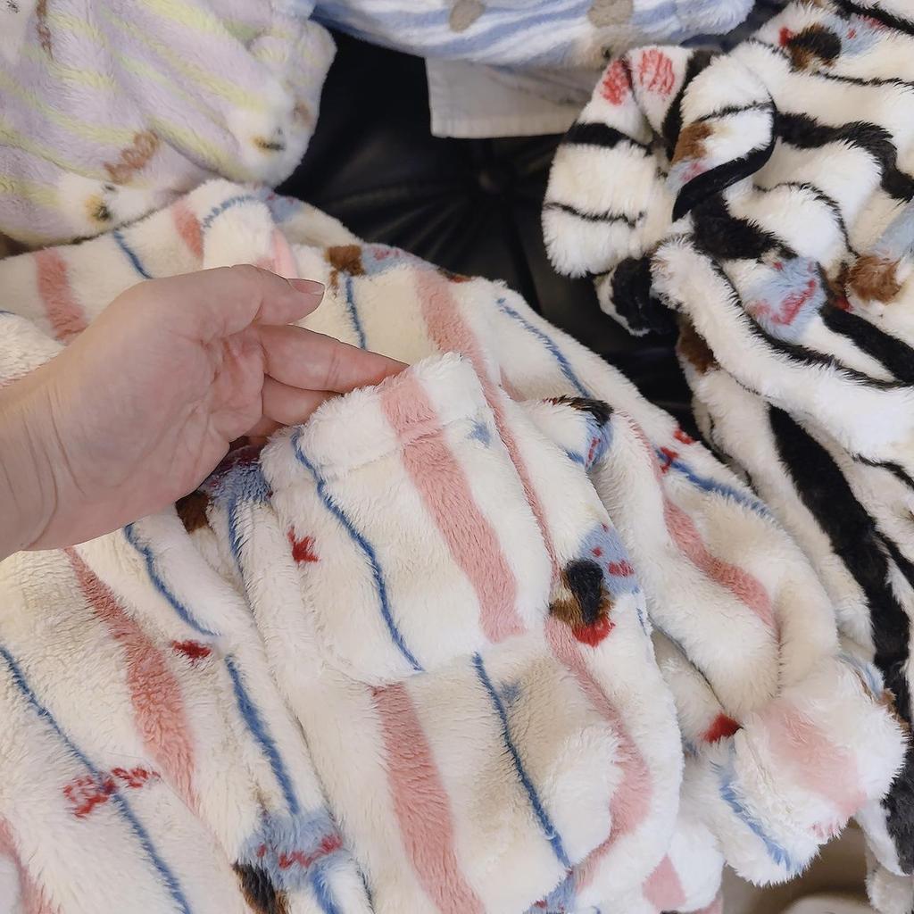 2025 A-Class Flannel Suit for Kids: Plush Velvet Thick Homewear, Fashionable Autumn & Winter Clothing for Boys & Girls.