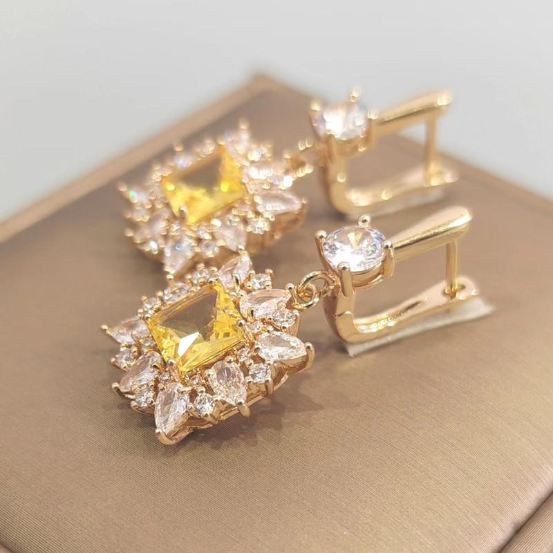 Luxuriöse Kristall Ohrringe für Frauen 2023 Neue Gold Farbe Zirkon Tropfen Ohrring Mode Hochzeit Engagement Party Schmuck Zubehör