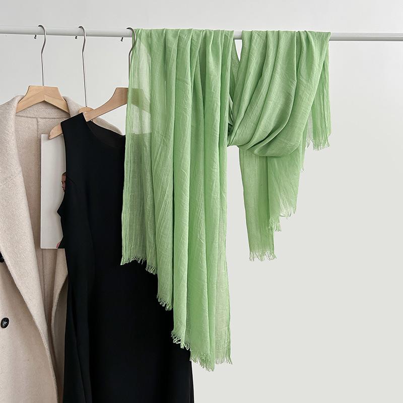 Cotton and linen scarf, fashion, literary style, solid color, linen scarf, women's air-conditioned room, shawl, and sunscreen silk scarf outside.