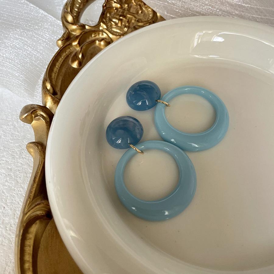 Fresh Blue Round Earrings Simple and High-end Stud Earrings 2025 New Holiday Style Earrings Women