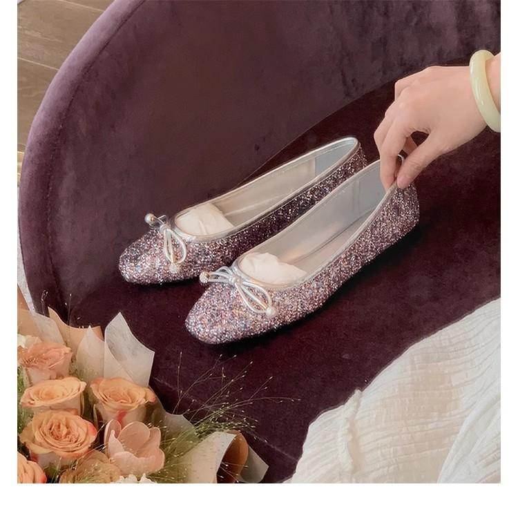 Grape mother, the same 2025 spring and autumn new square head bow light mouth exquisite pearl ballet leather shoes