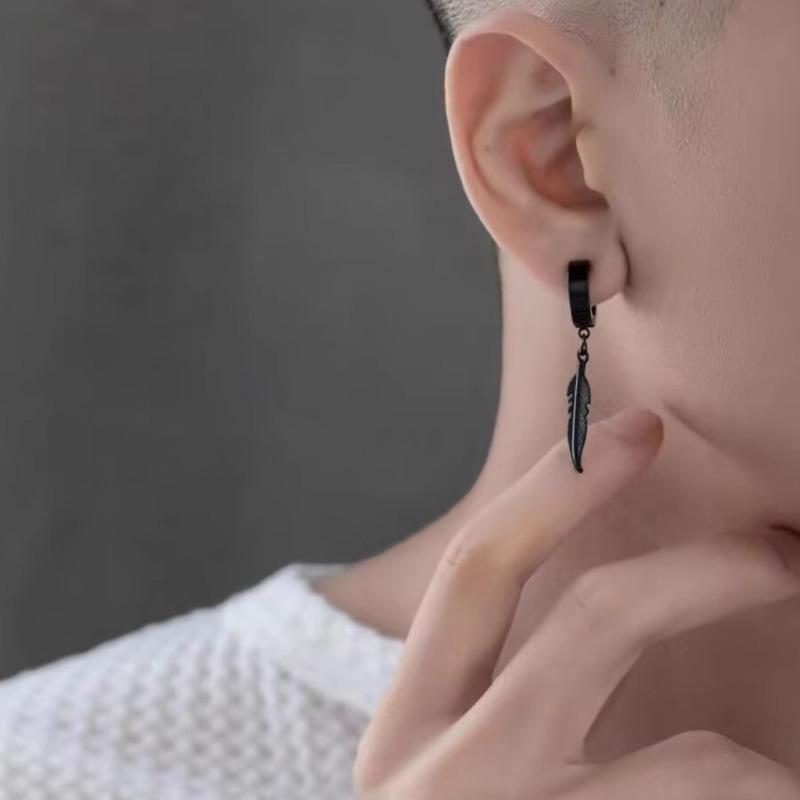 Feather Pendant Ear Clip - High-end Non-ear-hole Earrings for Men, Rugged and Cool Ear Bar Clasp