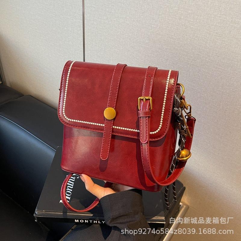 

Premium texture manufacturer retro small bag women s 2025 new temperament shoulder bag fashion messenger bucket bag красный