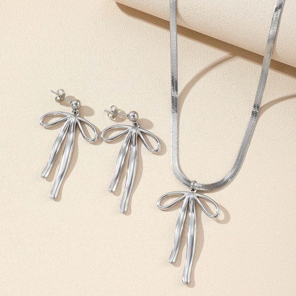 Spanish Style Silk Bow Necklace with Pendant & Snake Chain - Valentine's Day Gift