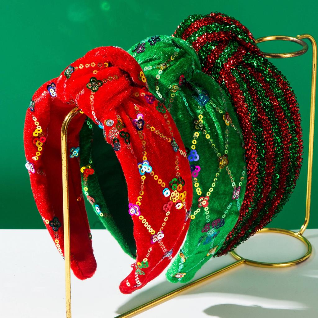 Women's Christmas Headband with Santa and Tree Design, Wide Knotted Holiday Hair Accessory for Parties