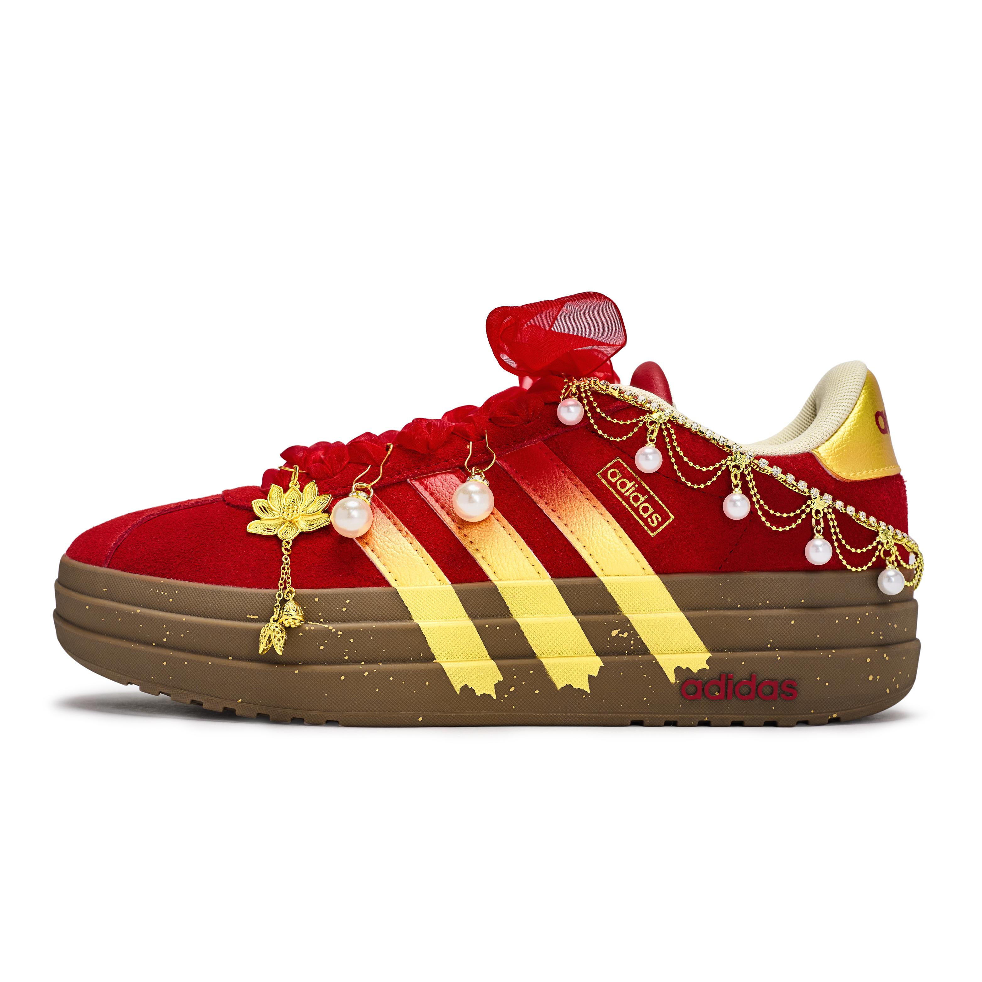 

Adidas VL Court Bold Walking Planet, Lotus Low top Skateboard Shoes Unisex Red Gold KJ6852(Team1492-) 40