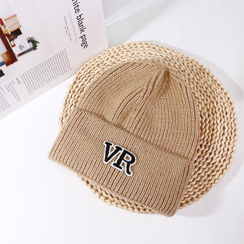 Letter Wool Hat Korean Version Versatile Knit Hat for Women Fashion Autumn and Winter Warm Face Showing Small Ear Protection Cold Hat Trendy